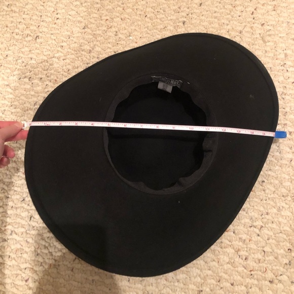 100% wool black hat worn from urban outfitters - Picture 7 of 10